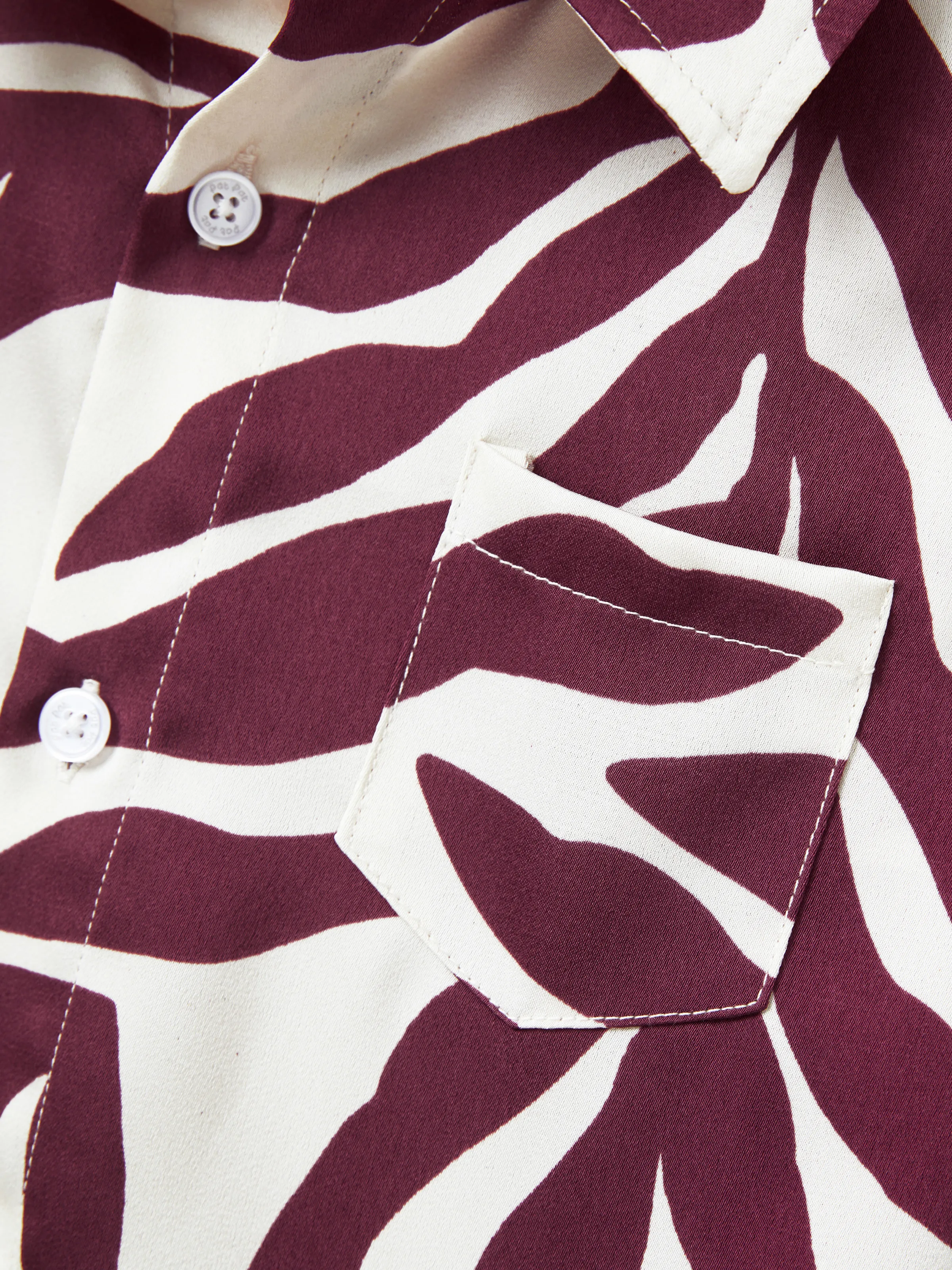 Daddy & Son Outfits Red Leaf Print Shirts for Hawaii/Cruise/Resort/Casual Wear White - Image 11
