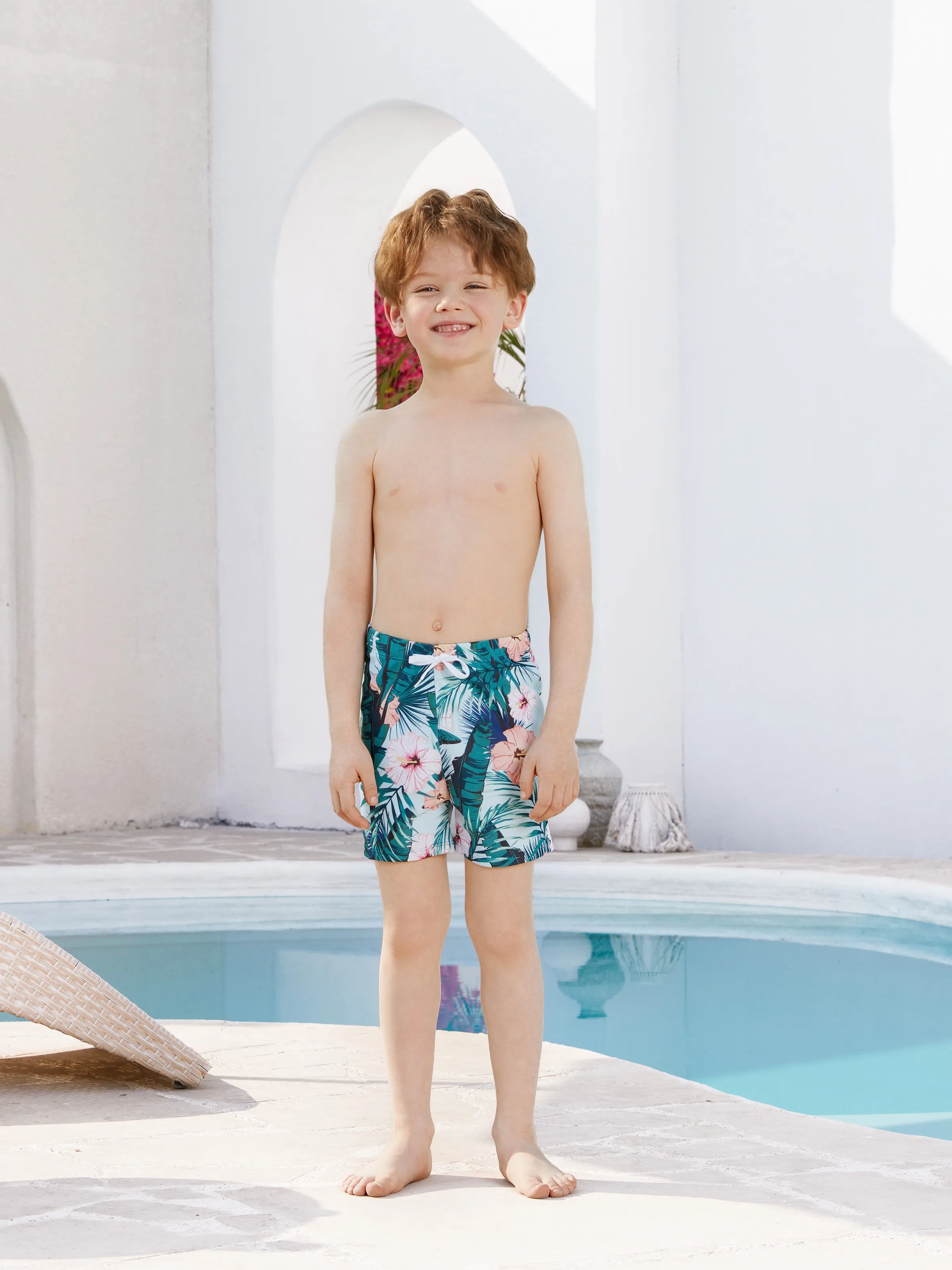 Family Matching Plant Print Ruffle Trim Spliced One-piece Swimsuit or Swim Trunks Green - Image 13