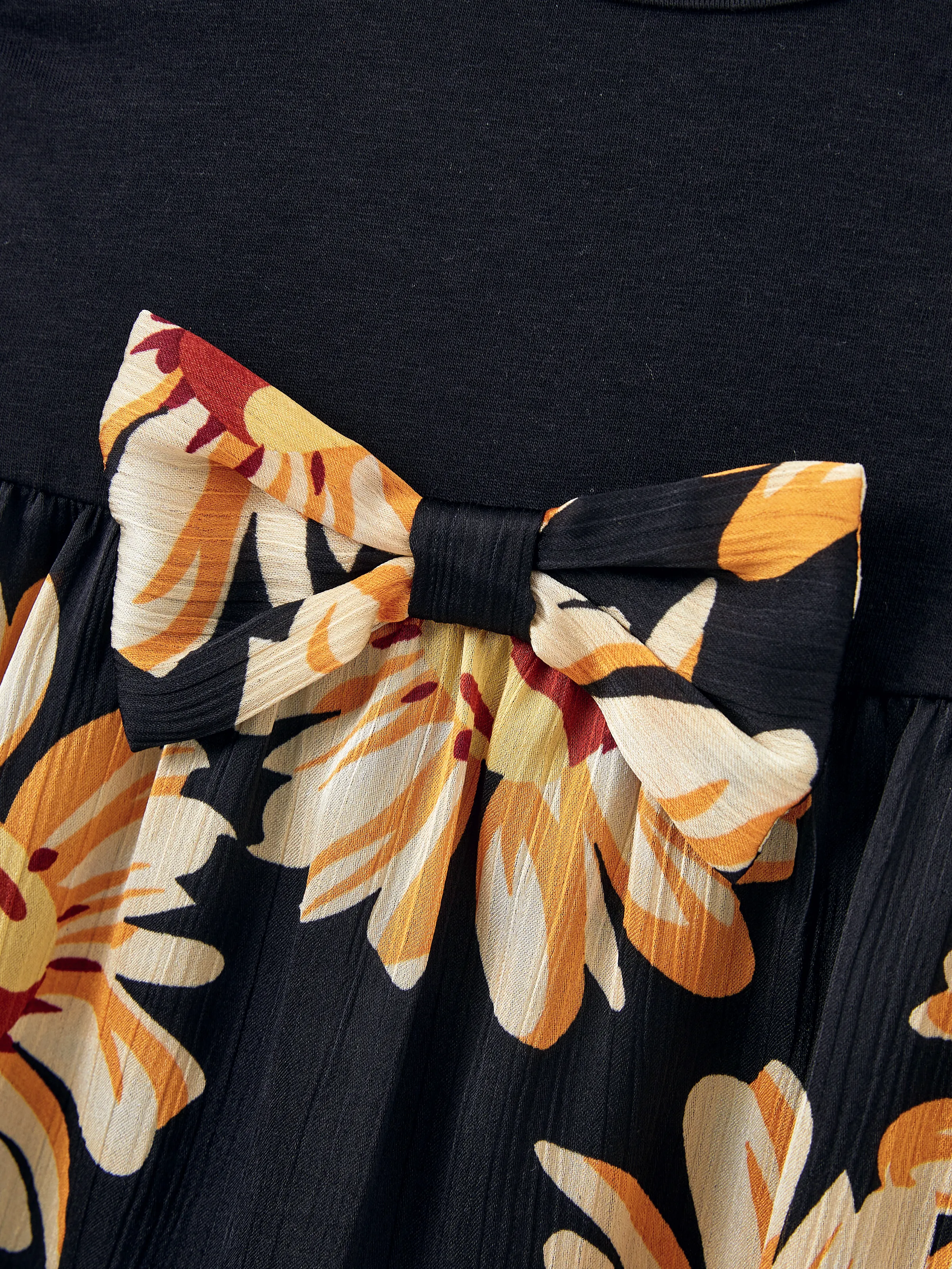 Family Matching Set Floral Sleeveless Strappy Dress or Colorblock Short-sleeve T-shirt  Black - Image 19